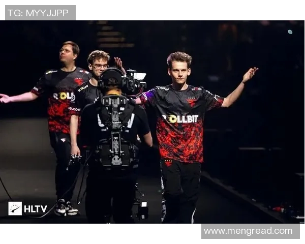 CS冬季大型锦标赛：MOUZ队员JDC解析比赛中的配合